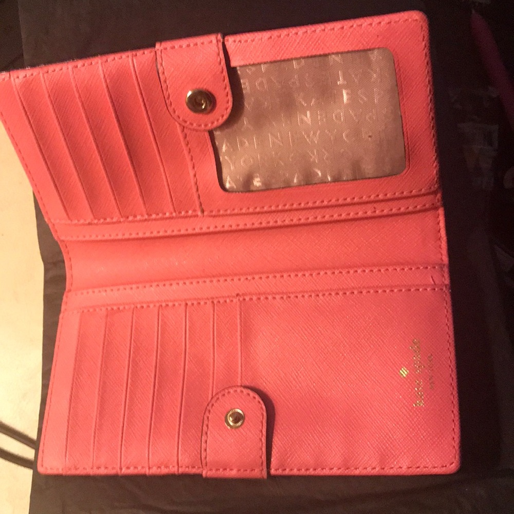 Preloved wallet - Picture 2 of 4